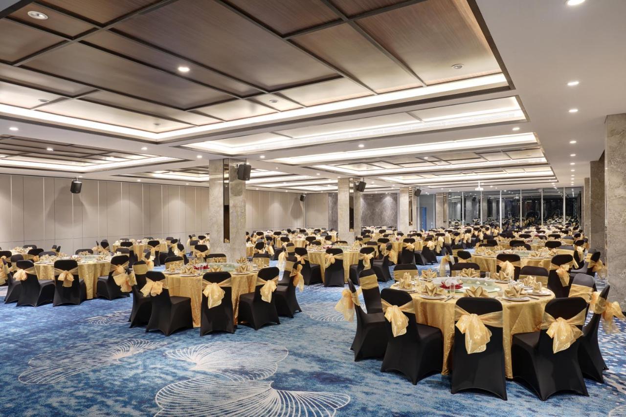 เมอร์เคียว ซามารินดา Hotel ภายนอก รูปภาพ