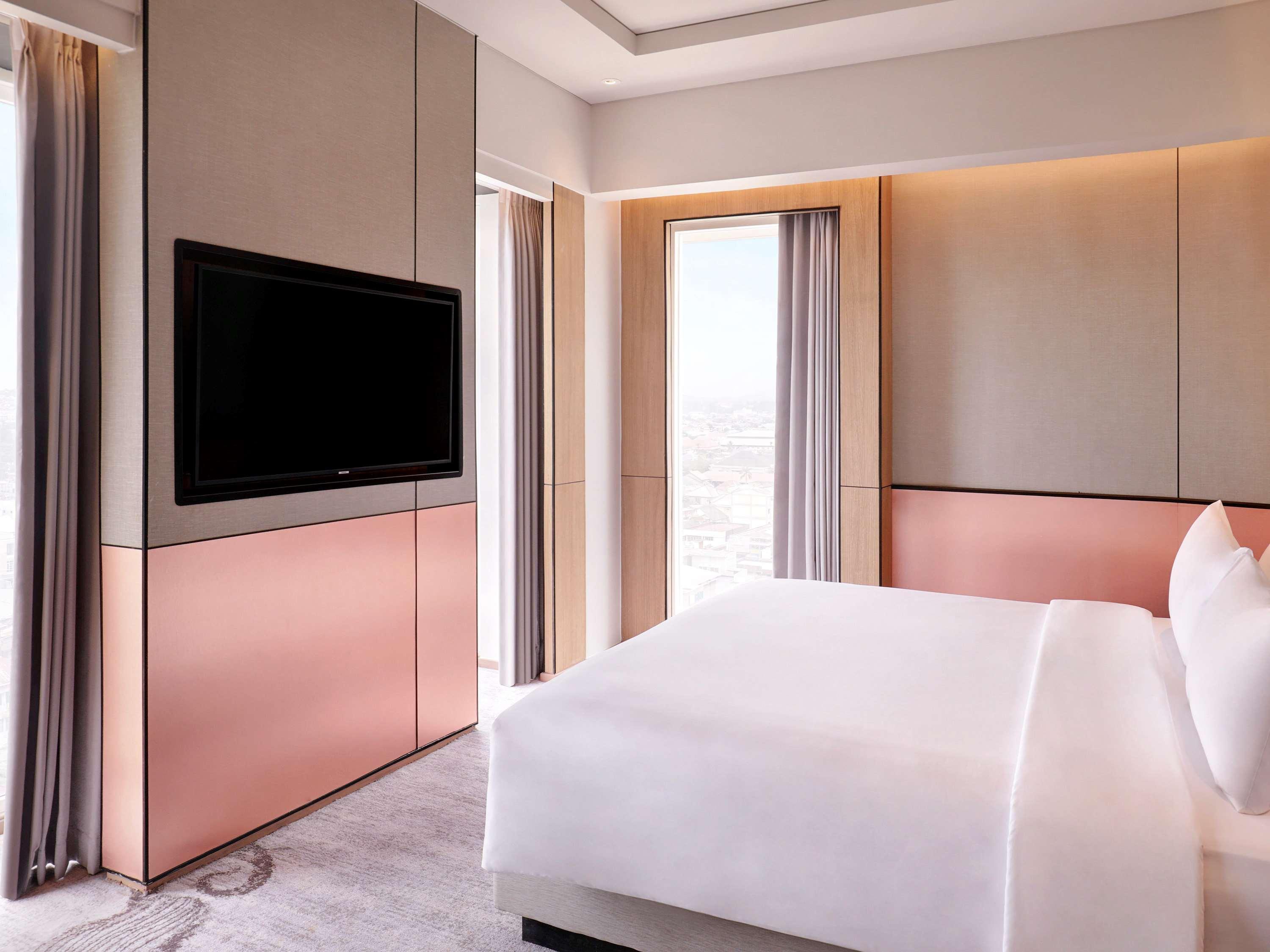 เมอร์เคียว ซามารินดา Hotel ภายนอก รูปภาพ