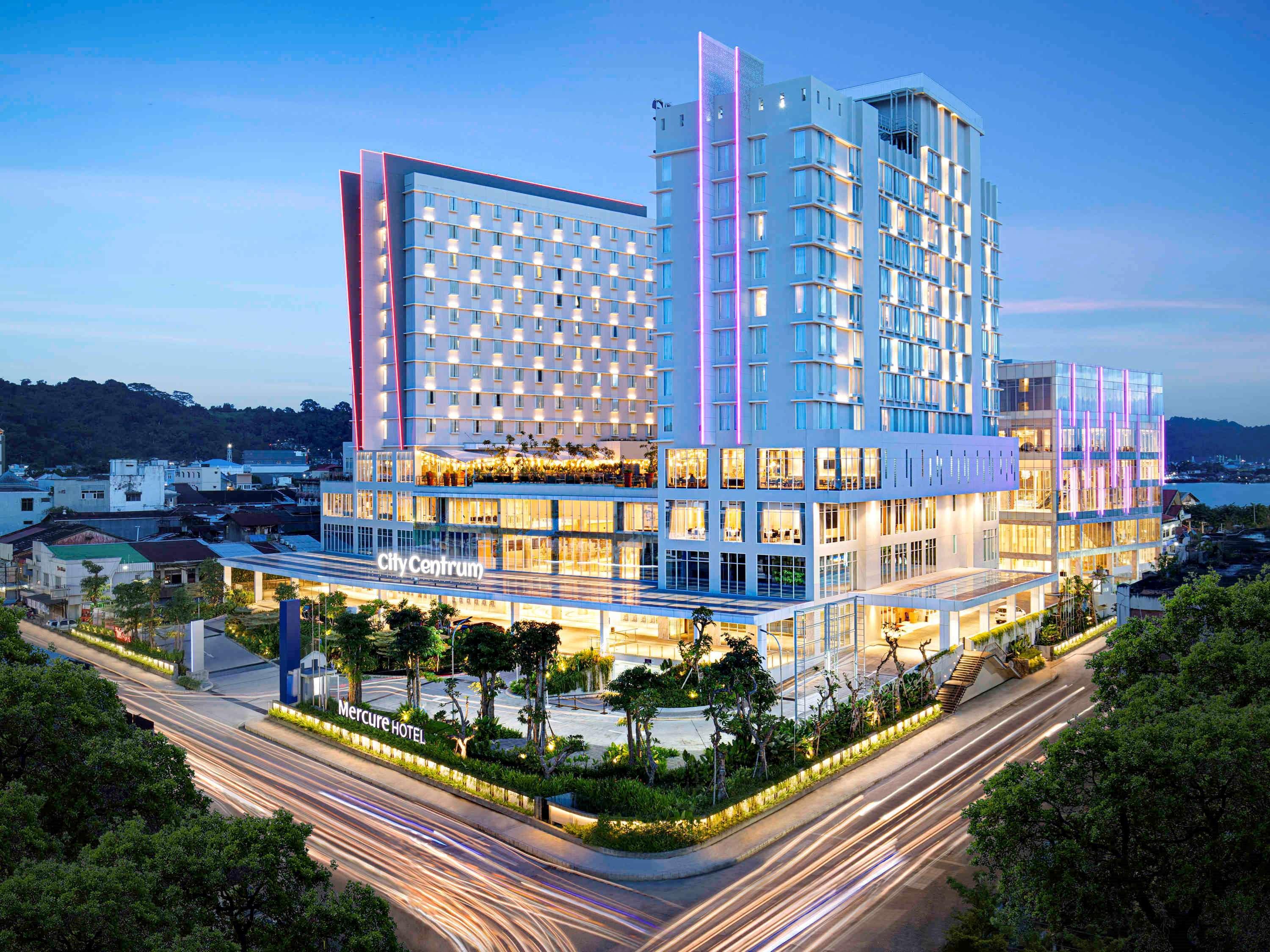 เมอร์เคียว ซามารินดา Hotel ภายนอก รูปภาพ