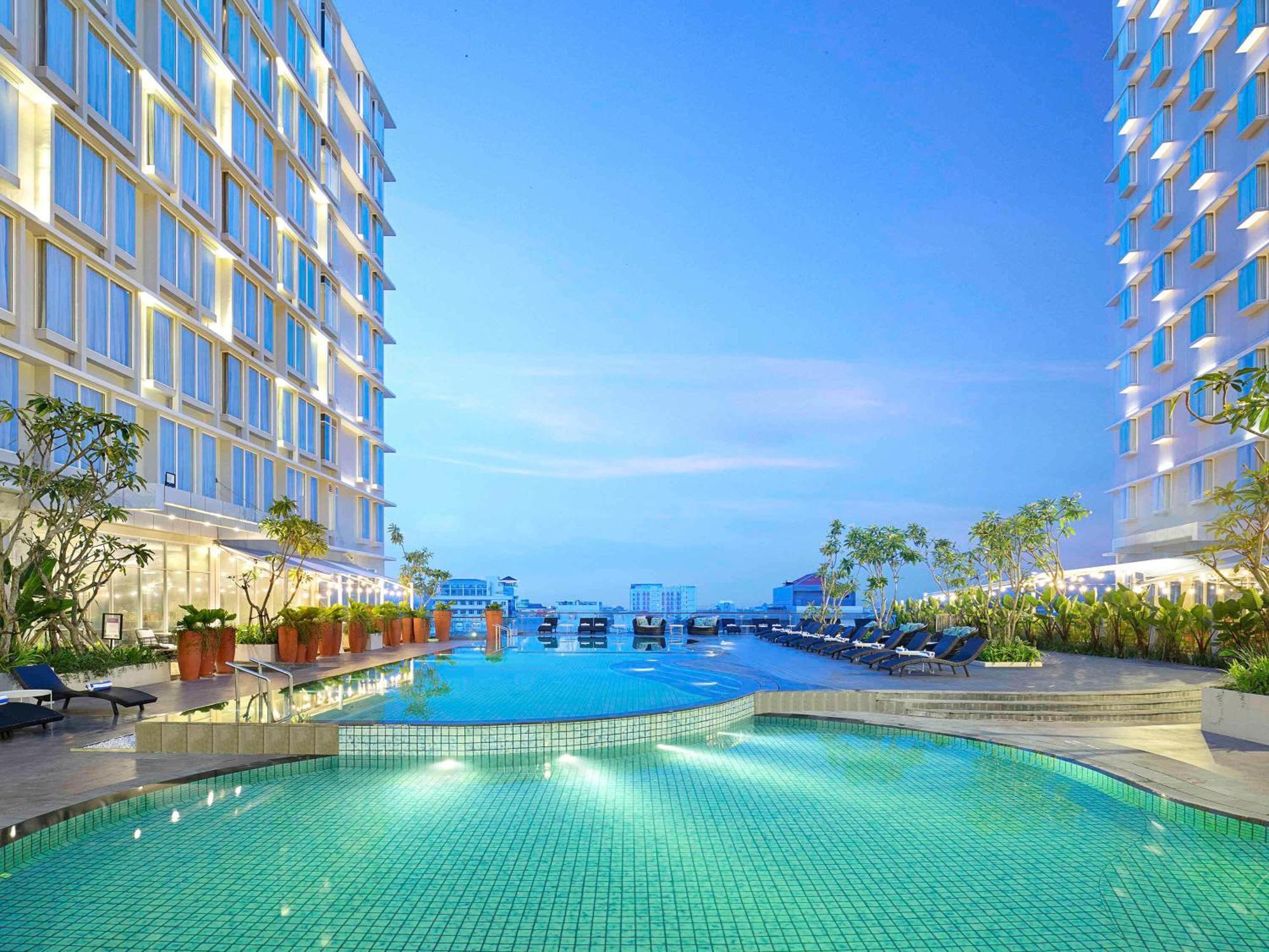 เมอร์เคียว ซามารินดา Hotel ภายนอก รูปภาพ