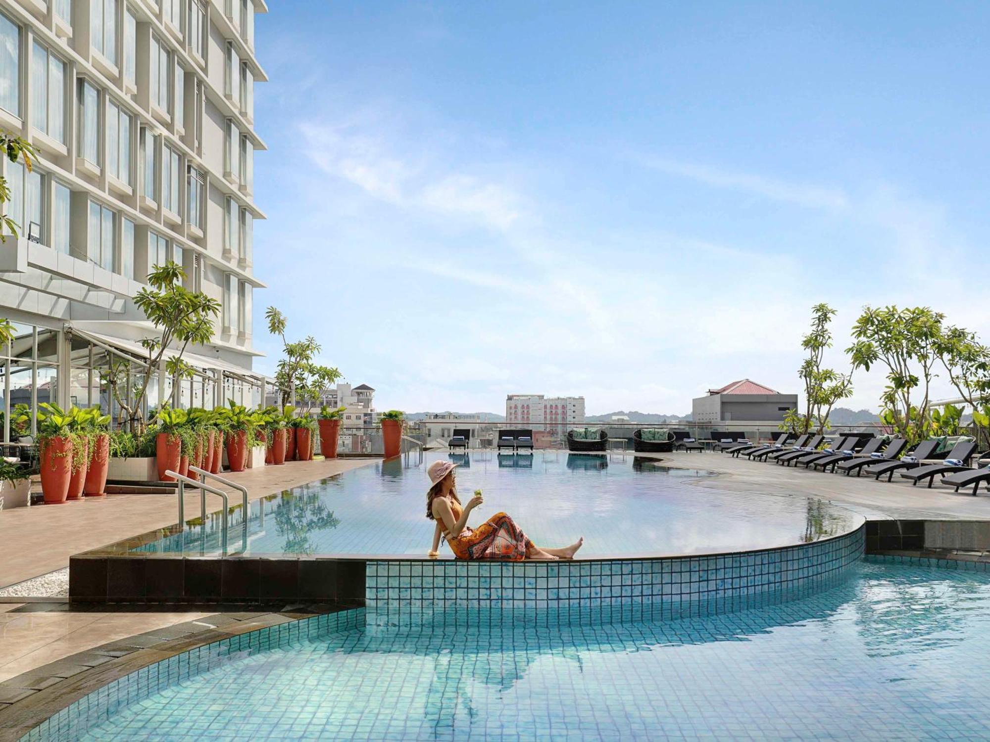 เมอร์เคียว ซามารินดา Hotel ภายนอก รูปภาพ