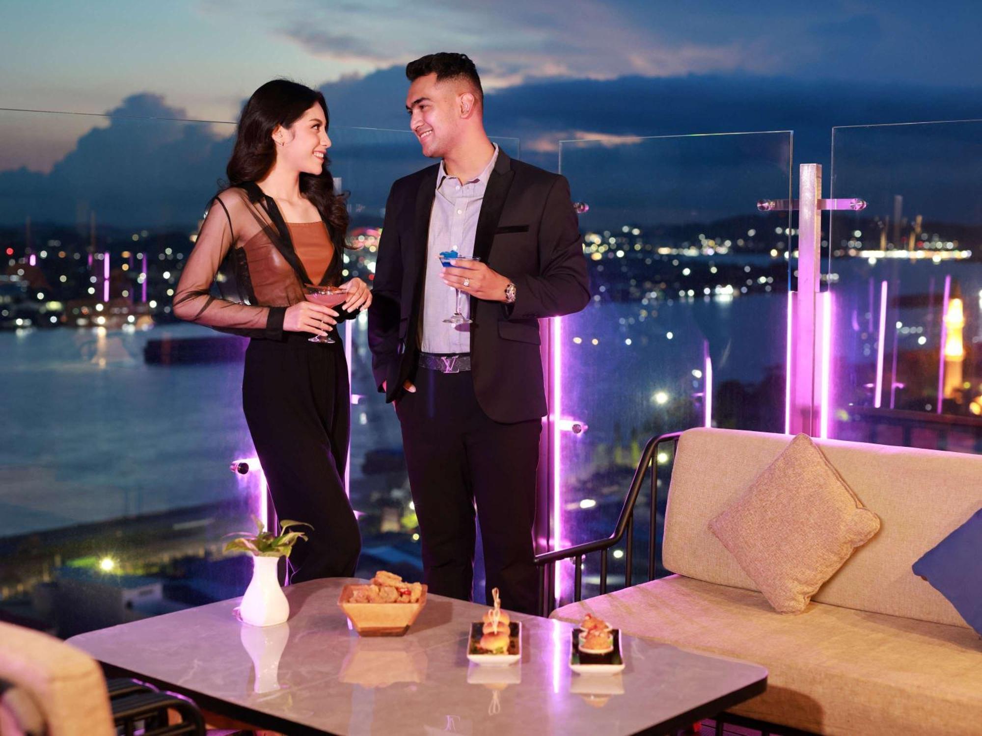 เมอร์เคียว ซามารินดา Hotel ภายนอก รูปภาพ