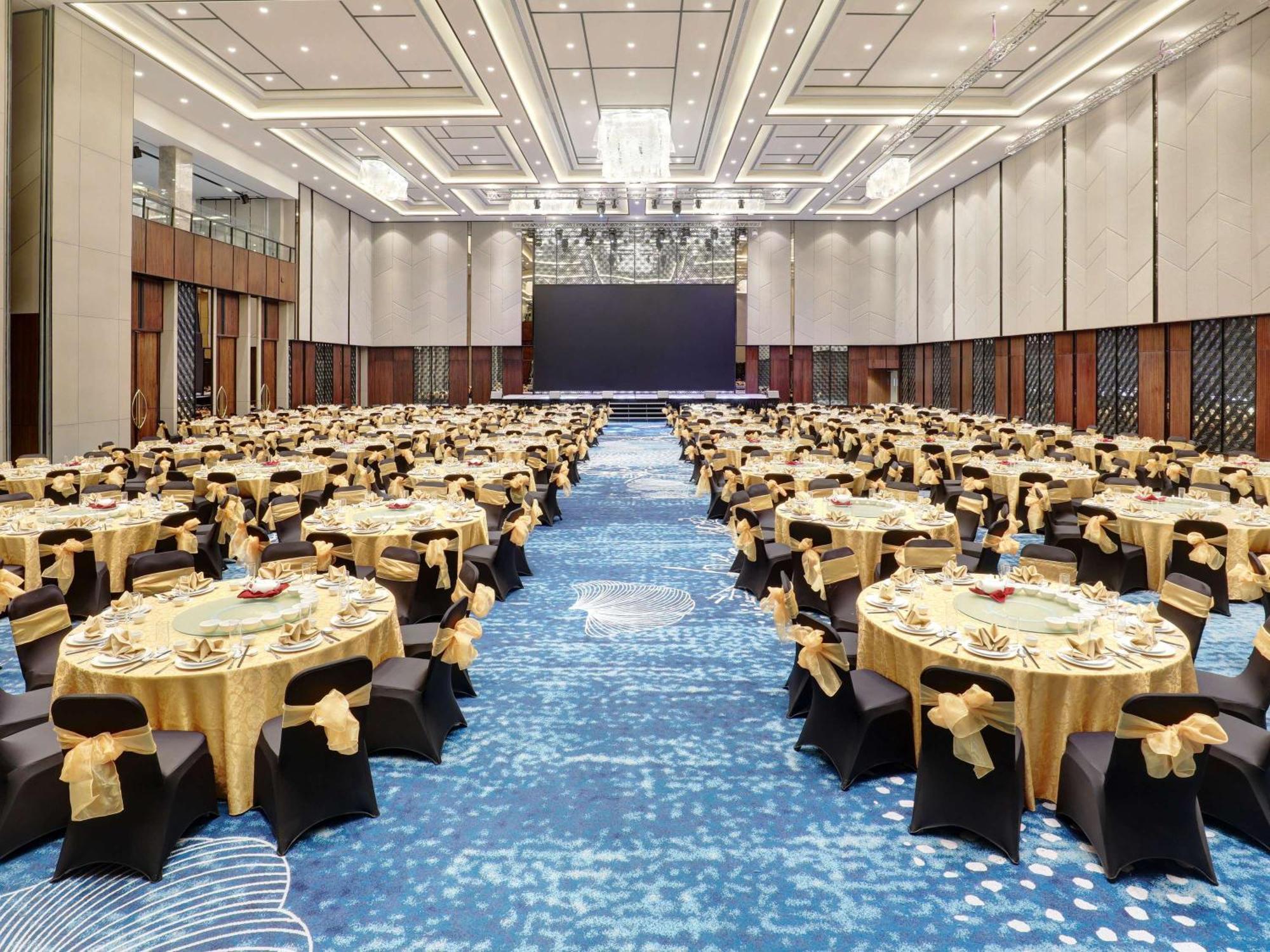 เมอร์เคียว ซามารินดา Hotel ภายนอก รูปภาพ