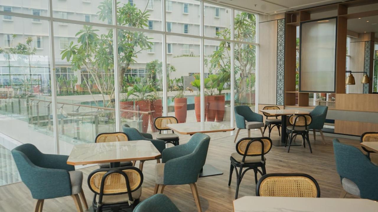 เมอร์เคียว ซามารินดา Hotel ภายนอก รูปภาพ